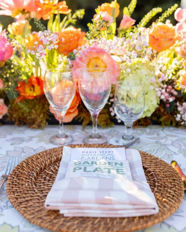 Lights in Bloom® - General Admission - Marie Selby Botanical Gardens